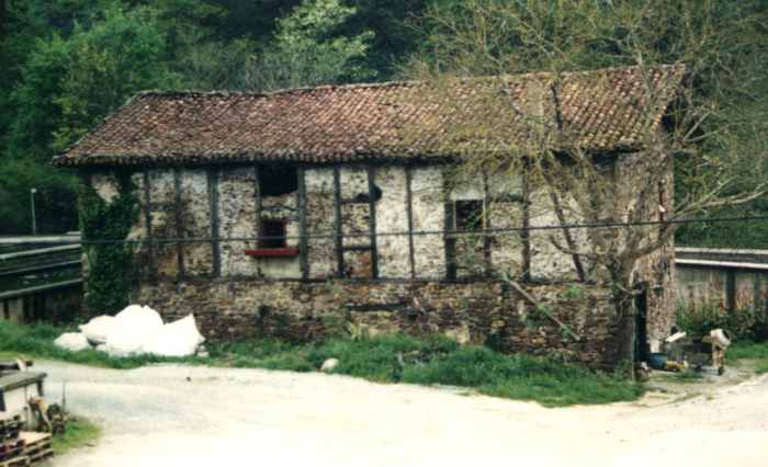 urriolondo.jpg (39376 bytes)