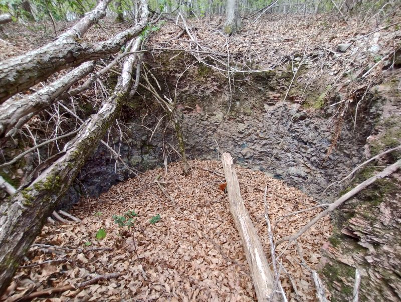 Interior del karobi de Atxular Azpi.