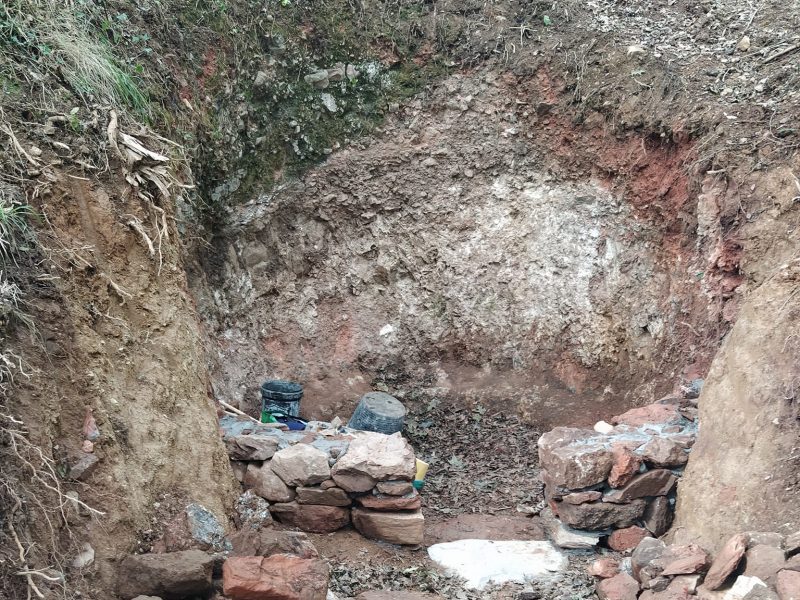 Interior del horno de Nikanor, con el poyete